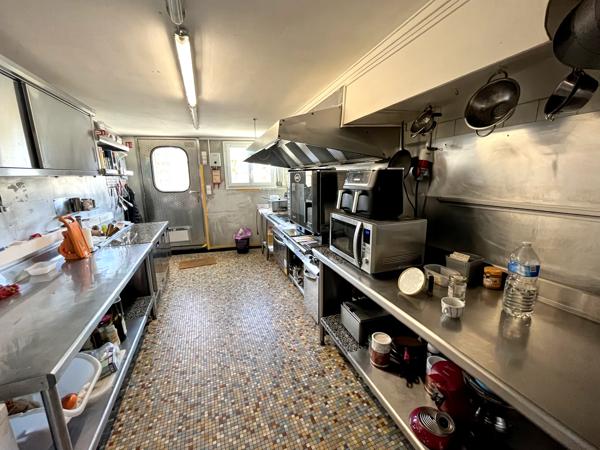 Commerce à vendre à Peyrat-le-Château (87470) - Haute-Vienne