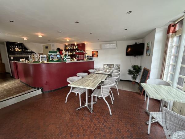 Commerce à vendre à Peyrat-le-Château (87470) - Haute-Vienne