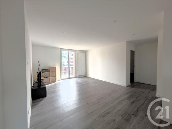 Appartement T3 à vendre  3 pièces - 68,01 m2 CHAMBERY - 73