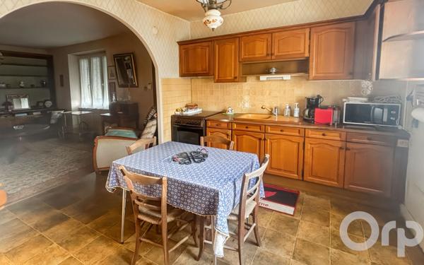 Maison à vendre    5 pièces • 148,80 m2 Ambazac