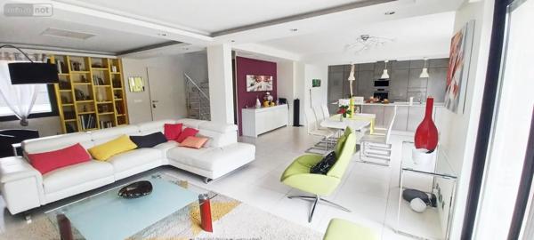 Achat - Propriété Laillé 35890 11 pièces 249 m 2 1100 m 2