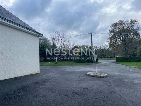 Maison de plain-pied avec 1 hectare de terrain - Proche Questembert centre