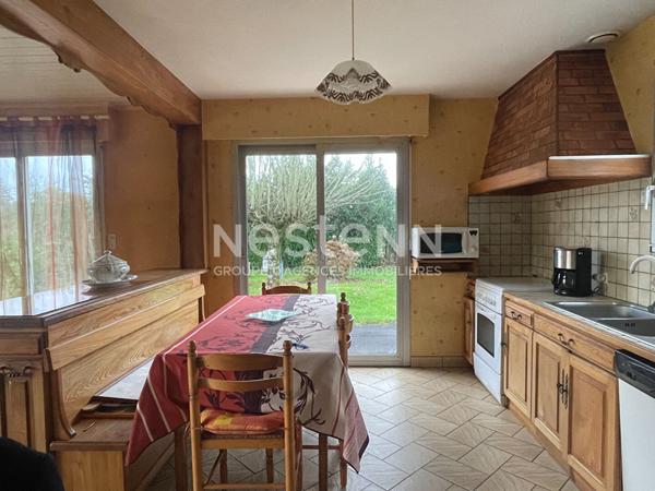Maison de plain-pied avec 1 hectare de terrain - Proche Questembert centre