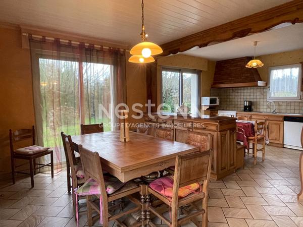 Maison de plain-pied avec 1 hectare de terrain - Proche Questembert centre