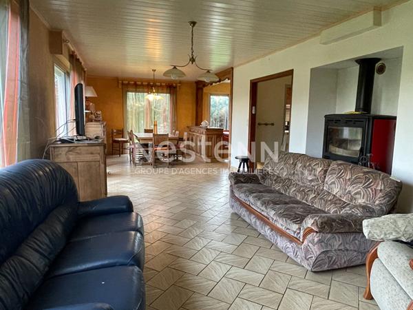 Maison de plain-pied avec 1 hectare de terrain - Proche Questembert centre