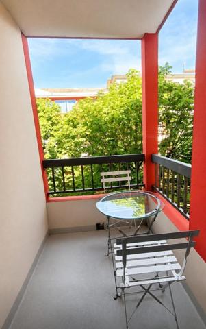 Studio meublé Lamalou-les-Bains avec balcon