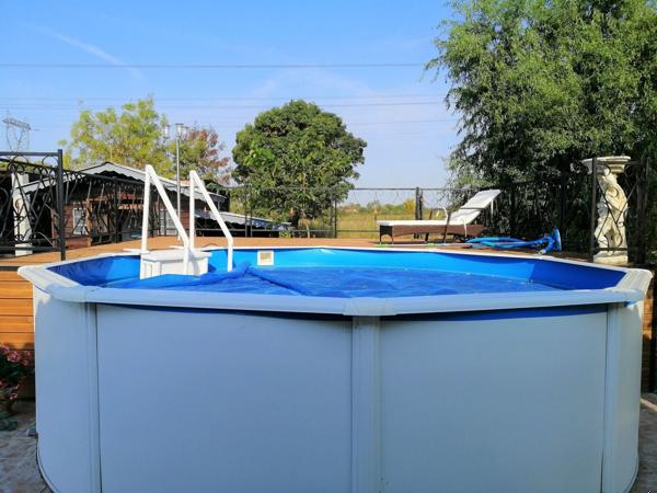 Propriété avec deux maisons
