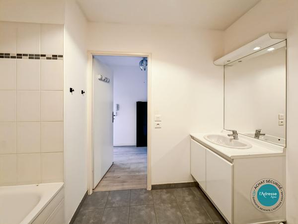 Appartement en rez-de-jardin F2 dans résidence Kaufman
