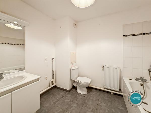 Appartement en rez-de-jardin F2 dans résidence Kaufman