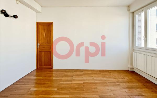 Appartement à vendre    2 pièces • 42 m2 Lyon 8