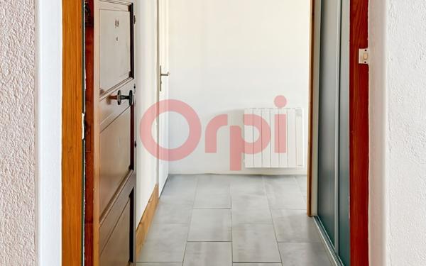 Appartement à vendre    2 pièces • 42 m2 Lyon 8