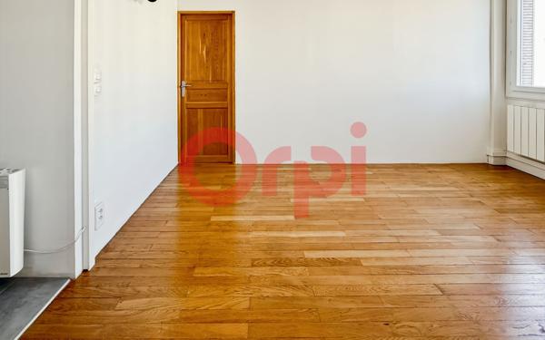 Appartement à vendre    2 pièces • 42 m2 Lyon 8