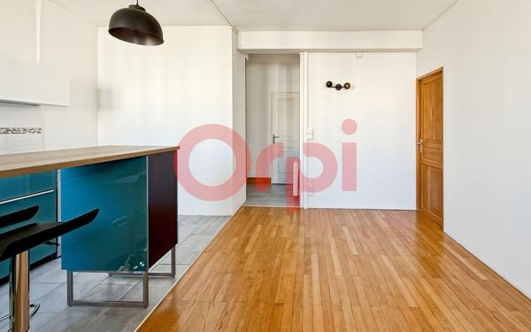 Appartement à vendre    2 pièces • 42 m2 Lyon 8