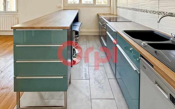 Appartement à vendre    2 pièces • 42 m2 Lyon 8