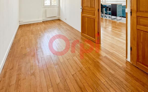 Appartement à vendre    2 pièces • 42 m2 Lyon 8