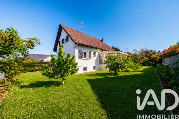 Maison à vendre 5 pièces 131 m² Fontaine-lès-Dijon