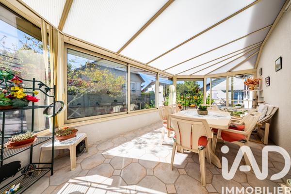 Maison à vendre 5 pièces 131 m² Fontaine-lès-Dijon