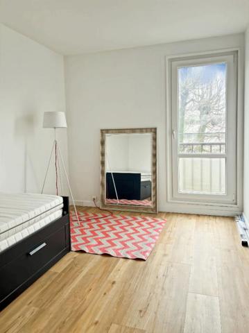 Appartement Lille 3 pièce(s) 68 m2, 2/3 chambres, cave