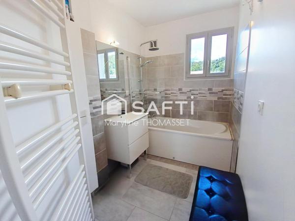 appartement entièrement rénové avec magnifique vue dégagée
