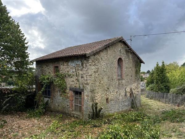 Grange à vendre |  Bellac |  1 pièce | 50 m²
