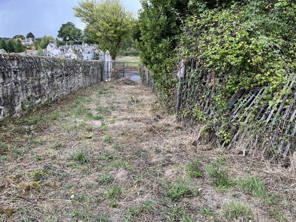 Grange à vendre |  Bellac |  1 pièce | 50 m²