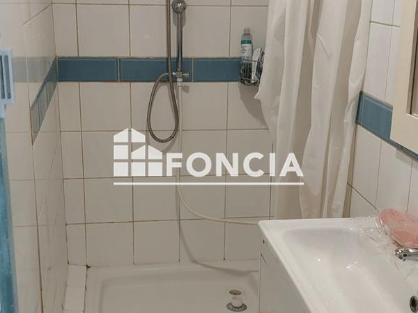 Location Appartement 3 pièces 62.3 m² - 2 ET 4 RUE MONTESQUIEU Saumur 49400