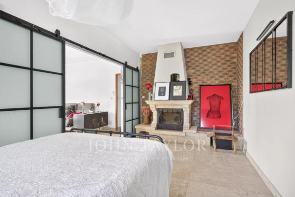 Maison au cœur d’un écrin de nature préservée – Marseille 13e