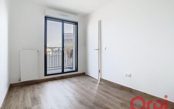 Appartement à louer    3 pièces • 63 m2 Clamart