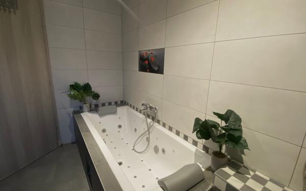 Appartement à vendre    5 pièces • 140 m2 Saverne