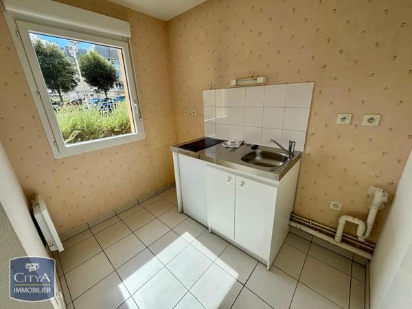Appartement à louer 2 pièces 46.52m² Courseulles-sur-Mer (14470)
