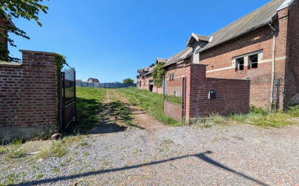 Maison à vendre    5 pièces • 153 m2 Essigny-le-Grand