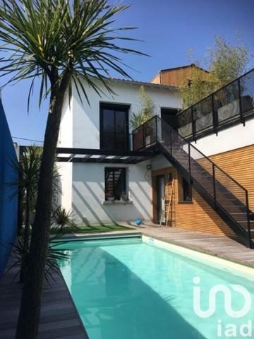 Maison à vendre 7 pièces 207 m² La Rochelle