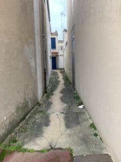 Saint-Georges-de-Didonne (17110) 

IDEAL INVESTISSEUR DEL'IMMOBILIER vous propose cet ensemble immobilier de deux lots dans l'hyper centre. Lot N