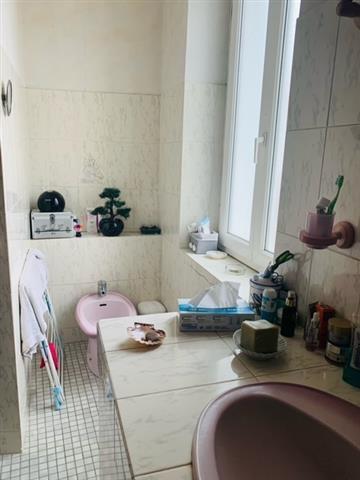 Saint-Georges-de-Didonne (17110) 

IDEAL INVESTISSEUR DEL'IMMOBILIER vous propose cet ensemble immobilier de deux lots dans l'hyper centre. Lot N