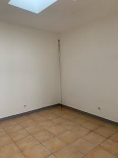 Saint-Georges-de-Didonne (17110) 

IDEAL INVESTISSEUR DEL'IMMOBILIER vous propose cet ensemble immobilier de deux lots dans l'hyper centre. Lot N