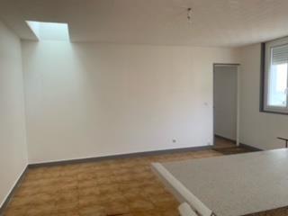 Saint-Georges-de-Didonne (17110) 

IDEAL INVESTISSEUR DEL'IMMOBILIER vous propose cet ensemble immobilier de deux lots dans l'hyper centre. Lot N