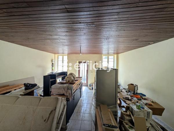 Immeuble 12 pièces - 220 m²