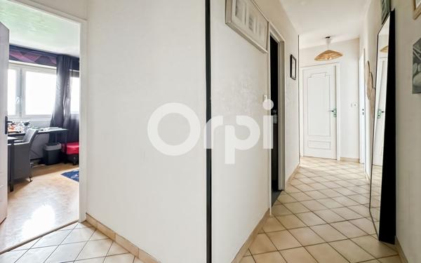 Appartement à vendre    5 pièces • 102 m2 Mantes-la-Ville