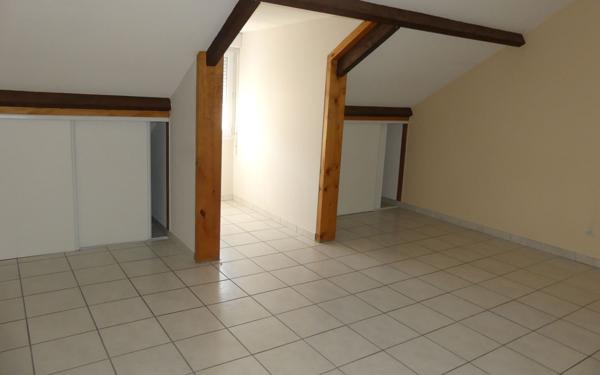 Appartement à vendre    4 pièces • 103,79 m2 Coulommiers