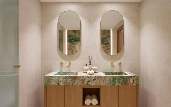 Appartement à vendre    5 pièces • 210 m2 Cannes