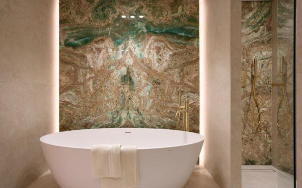 Appartement à vendre    5 pièces • 210 m2 Cannes