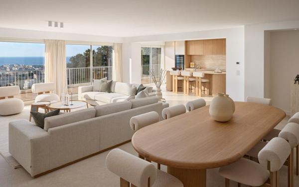 Appartement à vendre    5 pièces • 210 m2 Cannes