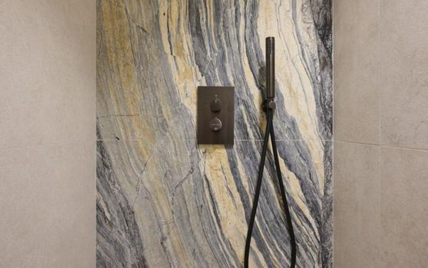 Appartement à vendre    5 pièces • 210 m2 Cannes