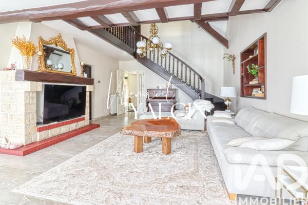 Maison à vendre 7 pièces 195 m² Lamorlaye