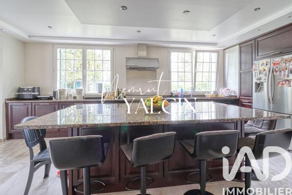 Maison à vendre 7 pièces 195 m² Lamorlaye