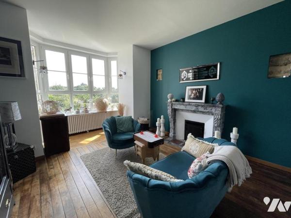 Magnifique maison de ville avec piscine à LA FERTE MACE