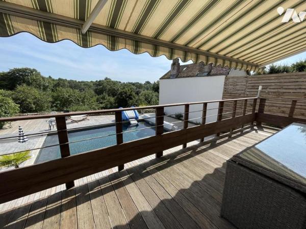 Magnifique maison de ville avec piscine à LA FERTE MACE