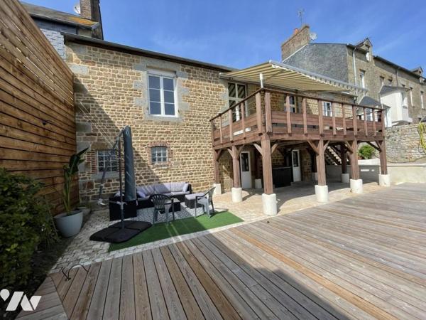 Magnifique maison de ville avec piscine à LA FERTE MACE