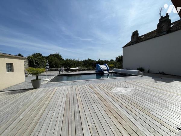 Magnifique maison de ville avec piscine à LA FERTE MACE