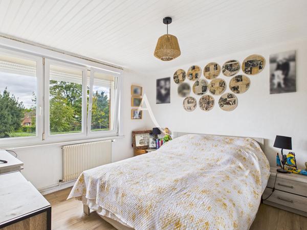 Maison Croix 5 pièce(s)